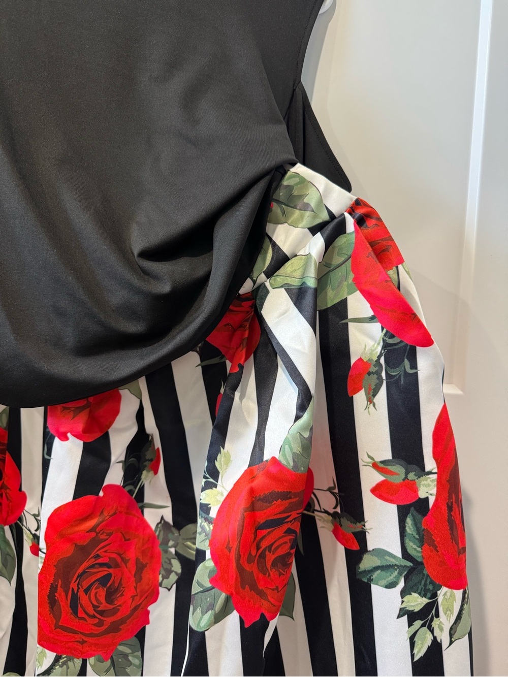 Black Top with Striped Red Rose A-Line Skirt - Picture 3 of 6